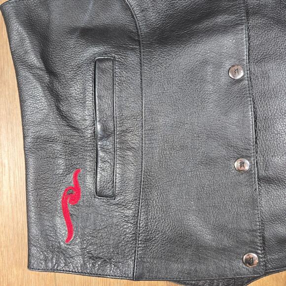 Power Trip Leather Vest Women’s Lace Up Motorcycle Black Red Betty Boop Large - Picture 5 of 12